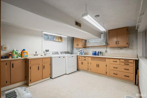 Tiny photo for 1822 S WABASH Avenue, Kokomo, IN 46902 (MLS # 202644385)