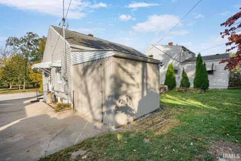 Tiny photo for 1822 S WABASH Avenue, Kokomo, IN 46902 (MLS # 202644385)