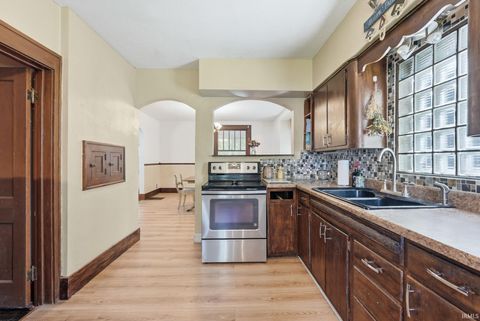 Tiny photo for 3508 Ramsey Avenue, Fort Wayne, IN 46807 (MLS # 202618554)