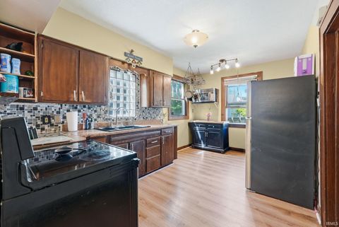 Tiny photo for 3508 Ramsey Avenue, Fort Wayne, IN 46807 (MLS # 202618554)