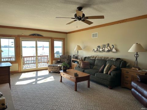 Tiny photo for 1709 Mitchell Drive, Rochester, IN 46975 (MLS # 202614147)