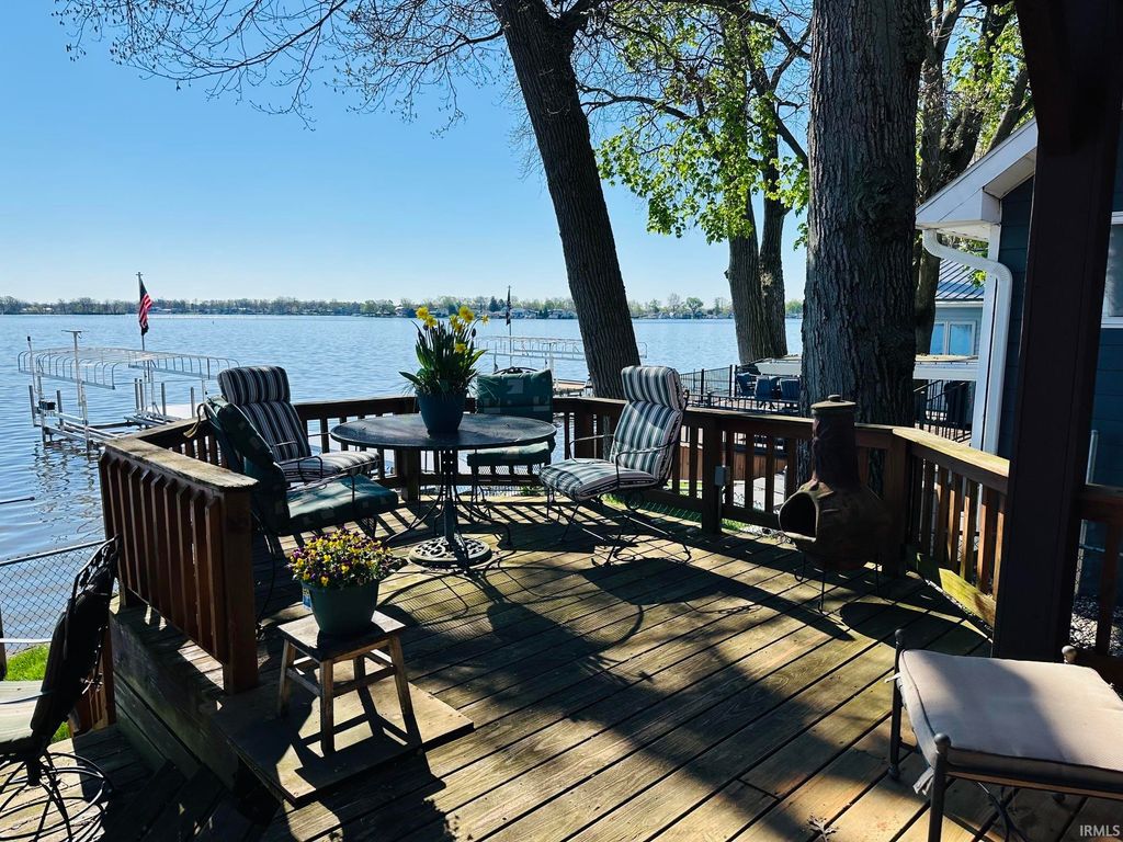 Photo of 1709 Mitchell Drive, Rochester, IN 46975 (MLS # 202614147)