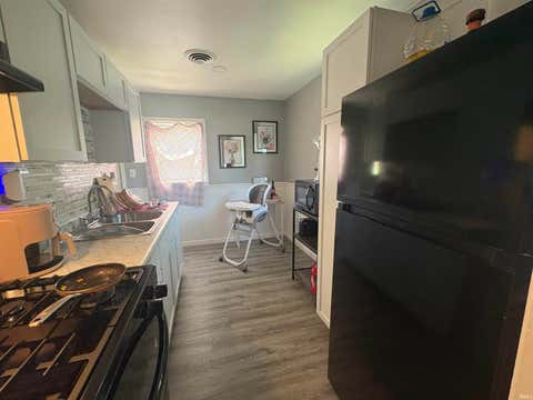 Tiny photo for 1023 E Elm Street, Kokomo, IN 46901 (MLS # 202631103)