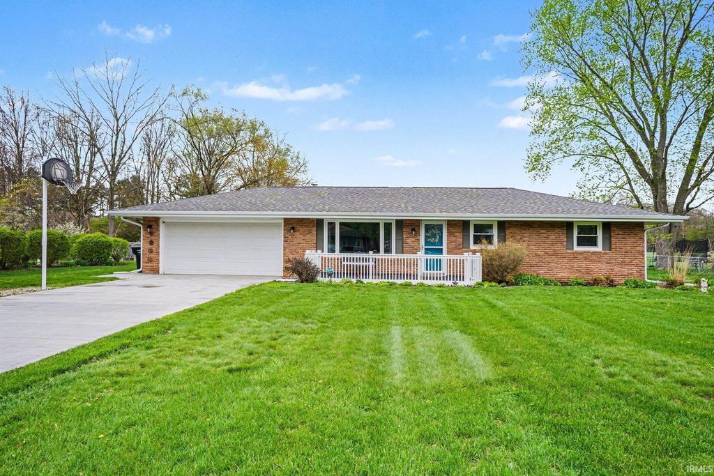 Photo of 11965 Loughlin Drive, Mishawaka, IN 46545 (MLS # 202619668)