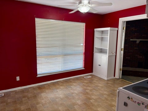Tiny photo for 1813 N Colony Road, Evansville, IN 47715 (MLS # 202636932)