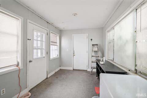 Tiny photo for 1933 S WASHINGTON Street, Kokomo, IN 46902 (MLS # 202630997)
