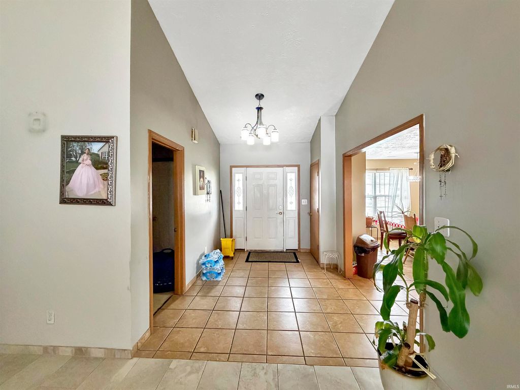 Photo of 831 Ash Circle, Frankfort, IN 46041 (MLS # 202613900)