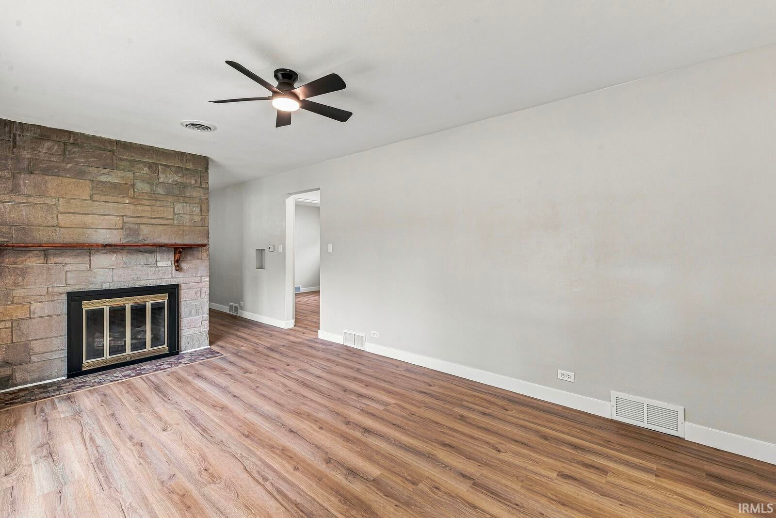 102 S Greenlawn Avenue