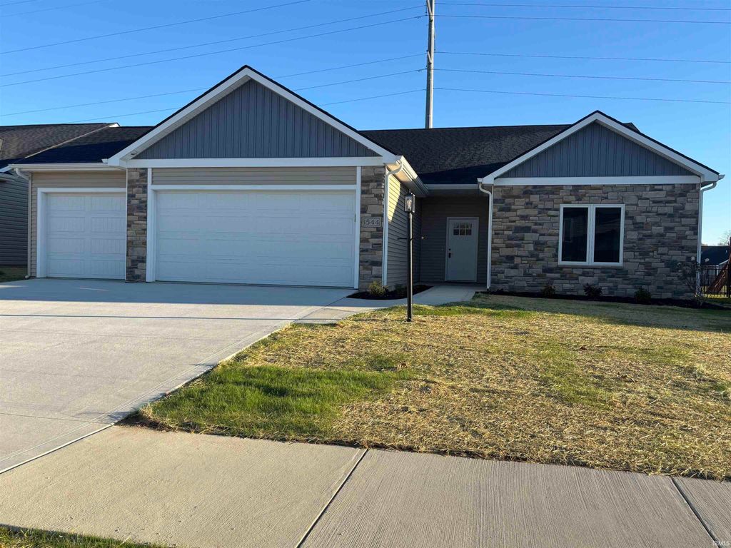 Photo of 1544 CANANEA WAY Way, Fort Wayne, IN 46845 (MLS # 202601142)