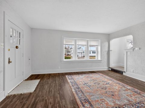 Tiny photo for 312 Glencoe Avenue, Fort Wayne, IN 46806 (MLS # 202612665)