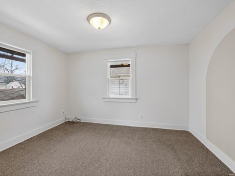 Tiny photo for 312 Glencoe Avenue, Fort Wayne, IN 46806 (MLS # 202612665)