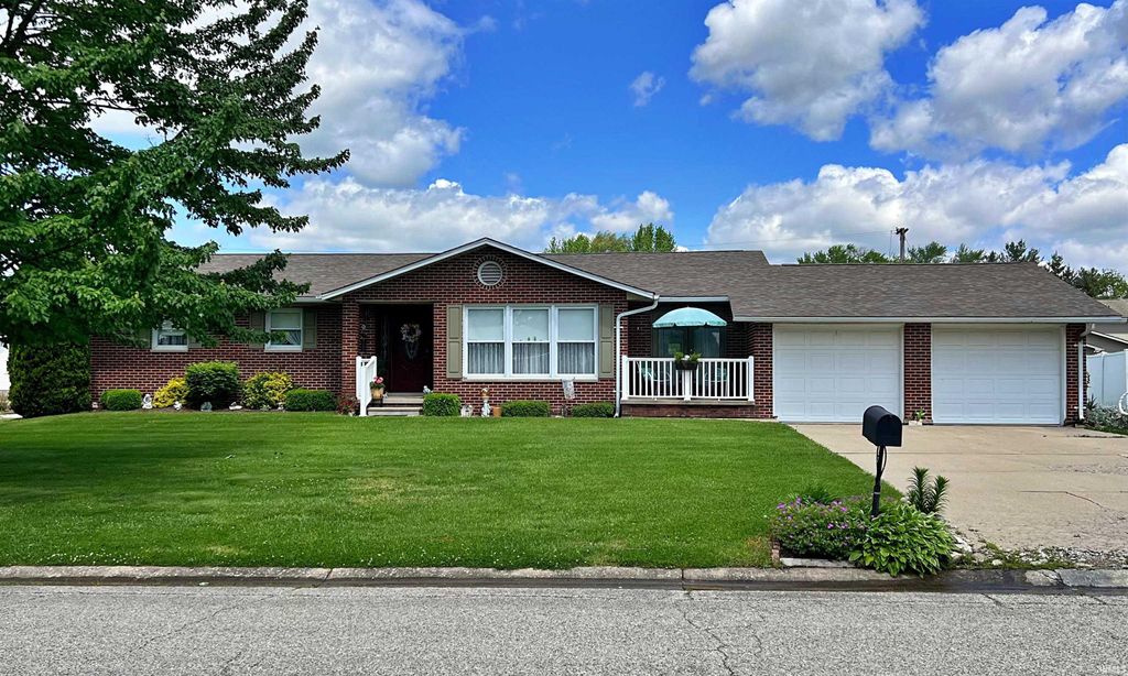 Photo of 1860 Dogwood Lane, Linton, IN 47441 (MLS # 202616456)