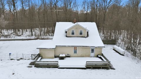 Tiny photo for 3542 W Division Road, Peru, IN 46970 (MLS # 202549599)