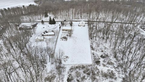 Tiny photo for 3542 W Division Road, Peru, IN 46970 (MLS # 202549599)