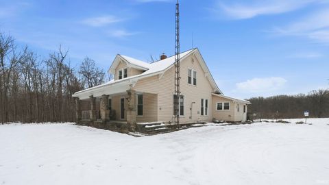 Tiny photo for 3542 W Division Road, Peru, IN 46970 (MLS # 202549599)