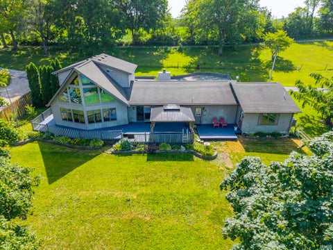 Photo of 84 S Willow Haven Drive, Albion, IN 46701 (MLS # 202626606)