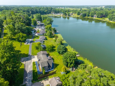 Tiny photo for 84 S Willow Haven Drive, Albion, IN 46701 (MLS # 202626606)