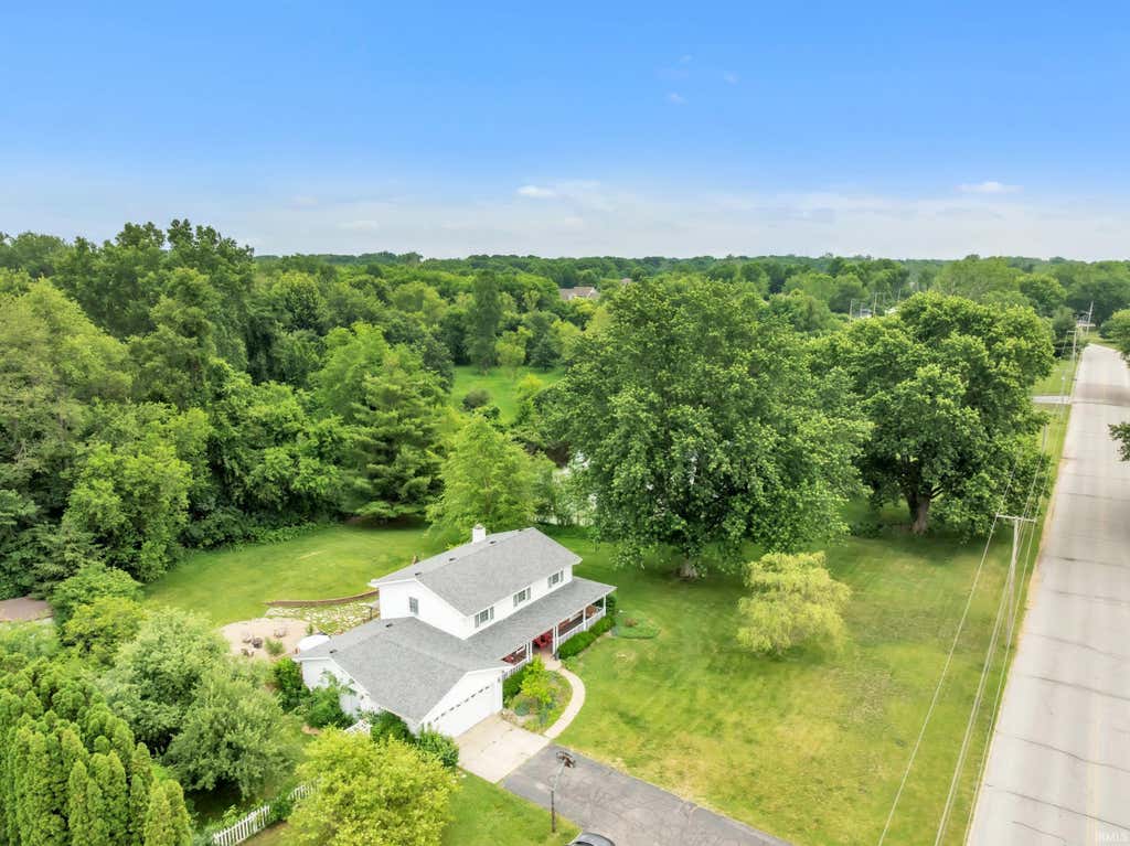 Photo of 801 Roy Street, Winona Lake, IN 46590 (MLS # 202622642)