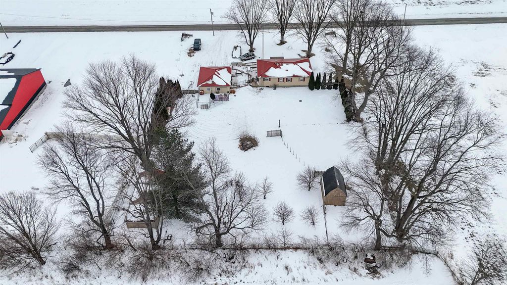 Photo of 3462 S Bailey Road, Wabash, IN 46992 (MLS # 202604075)