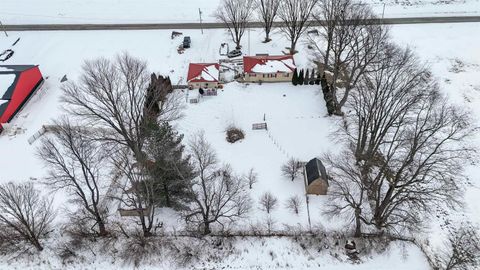 Photo of 3462 S Bailey Road, Wabash, IN 46992 (MLS # 202604075)