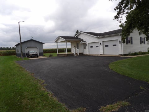 Tiny photo for 163 W 500 SOUTH Road, Peru, IN 46970 (MLS # 202639095)