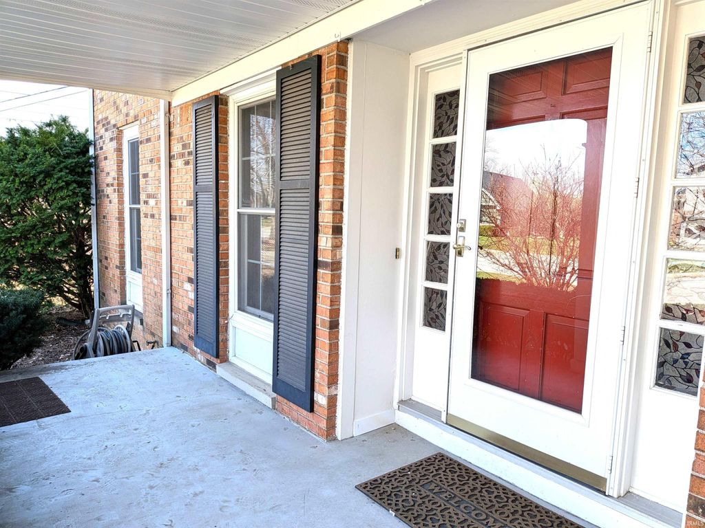 Photo of 129 Knox Drive, West Lafayette, IN 47906 (MLS # 202610078)