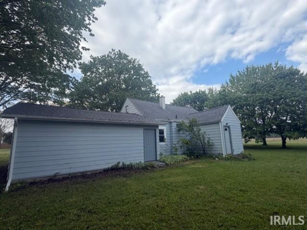 Photo of 27979 North Street, North Liberty, IN 46554 (MLS # 202617524)