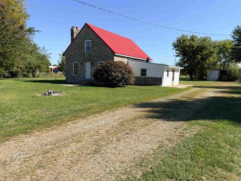 Tiny photo for 7434 N 425 Road, Alexandria, IN 46001 (MLS # 202641654)