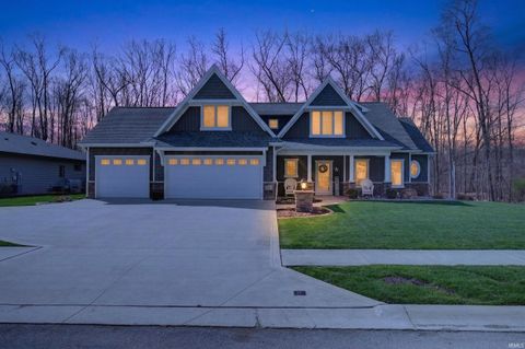 Photo of 14810 Old Timber Pass, Fort Wayne, IN 46845 (MLS # 202611739)