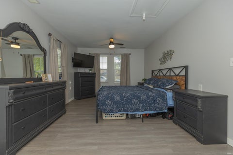 Tiny photo for 6513 Bayard Park Drive, Evansville, IN 47715 (MLS # 202644857)