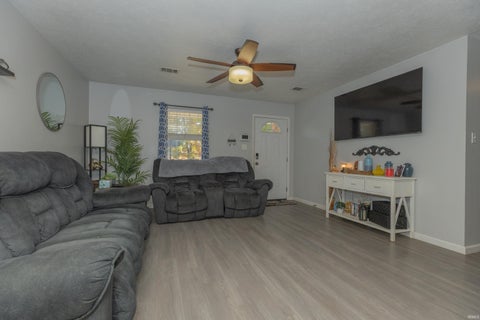 Tiny photo for 6513 Bayard Park Drive, Evansville, IN 47715 (MLS # 202644857)