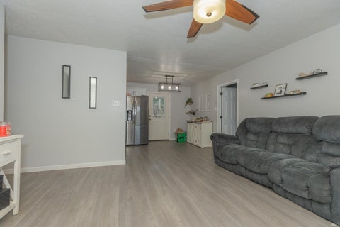 Tiny photo for 6513 Bayard Park Drive, Evansville, IN 47715 (MLS # 202644857)