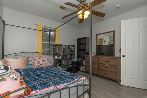 Tiny photo for 6513 Bayard Park Drive, Evansville, IN 47715 (MLS # 202644857)