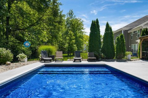 Tiny photo for 7225 Henderickson Lane, Indianapolis, IN 46237 (MLS # 202545509)