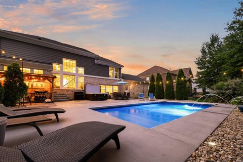 Tiny photo for 7225 Henderickson Lane, Indianapolis, IN 46237 (MLS # 202545509)