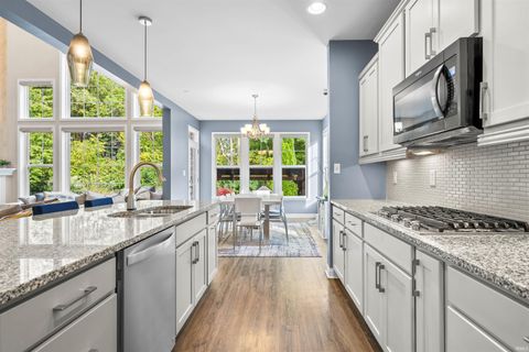 Tiny photo for 7225 Henderickson Lane, Indianapolis, IN 46237 (MLS # 202545509)