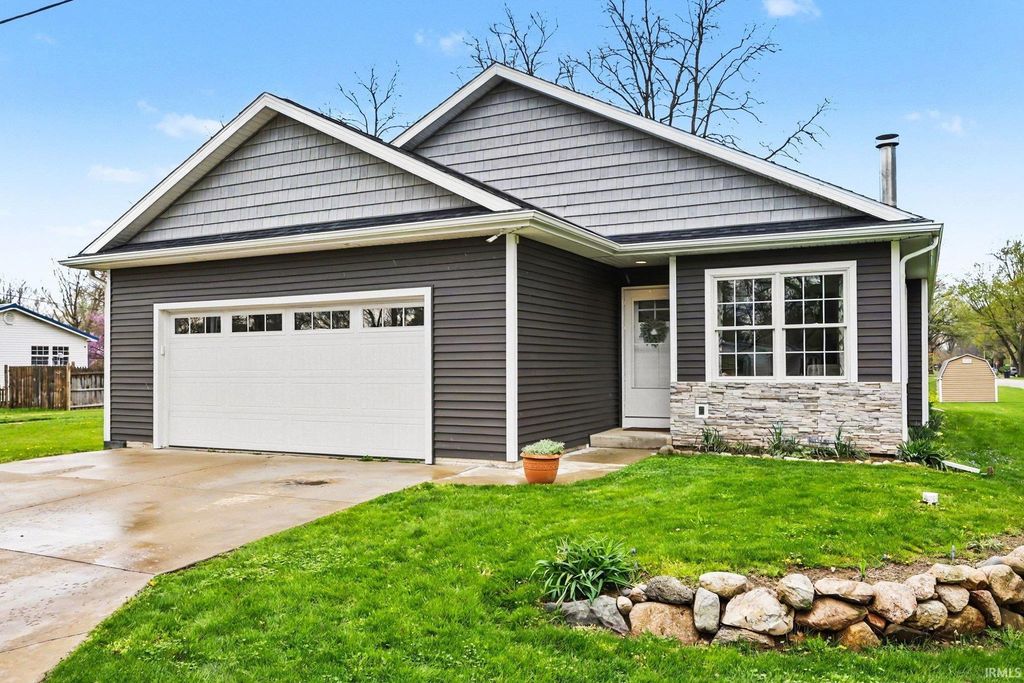 Photo of 23649 Nora Street, Elkhart, IN 46516 (MLS # 202613458)