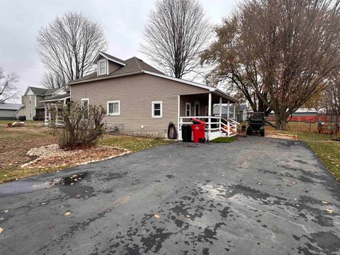 Tiny photo for 207 Grant Street, Royal Center, IN 46978 (MLS # 202546511)