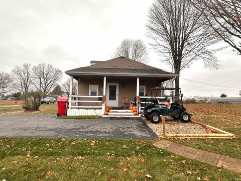 Tiny photo for 207 Grant Street, Royal Center, IN 46978 (MLS # 202546511)