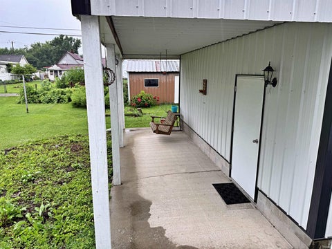 Tiny photo for 1506 North Street, Washington, IN 47501 (MLS # 202625912)