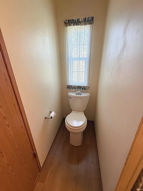 Tiny photo for 1506 North Street, Washington, IN 47501 (MLS # 202625912)