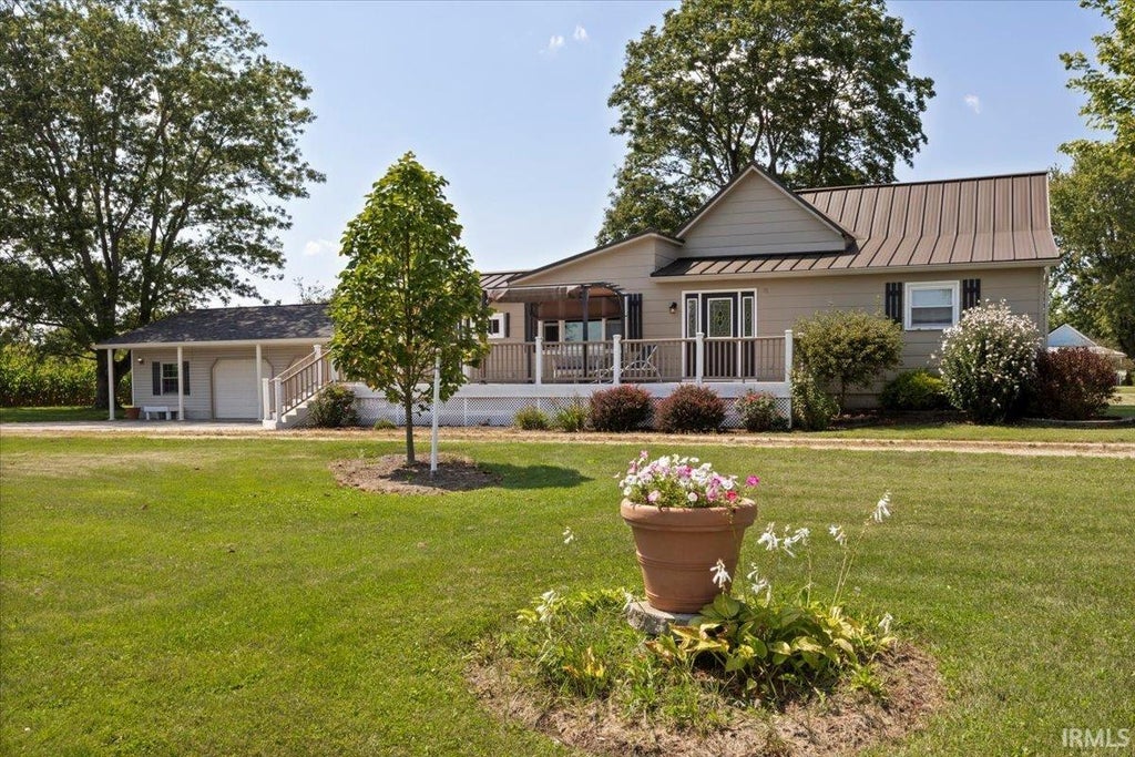 Photo of 3531 E 500 N, Winchester, IN 47394 (MLS # 202636416)