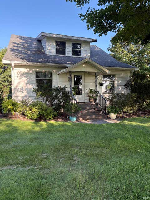 Photo of 705 S Logan Street, Kewanna, IN 46939 (MLS # 202634534)