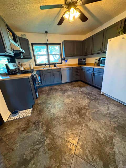 Tiny photo for 705 S Logan Street, Kewanna, IN 46939 (MLS # 202634534)