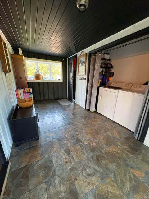 Tiny photo for 705 S Logan Street, Kewanna, IN 46939 (MLS # 202634534)