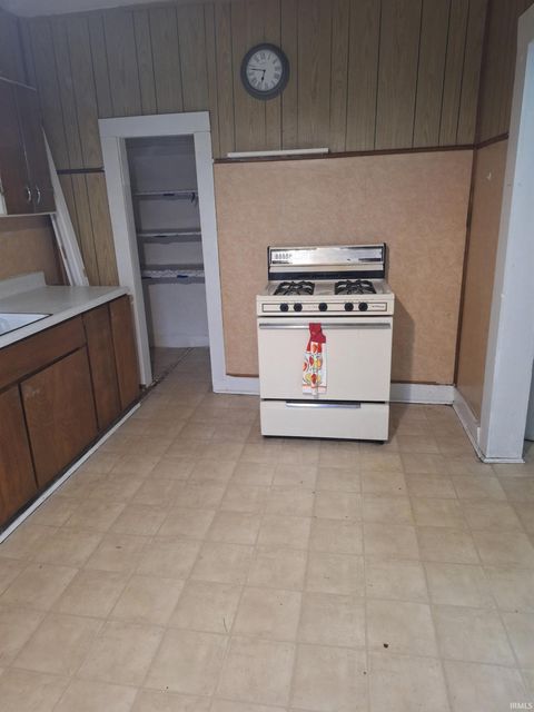 Tiny photo for 59 W Riverside Drive #Upper, Peru, IN 46970 (MLS # 202521607)