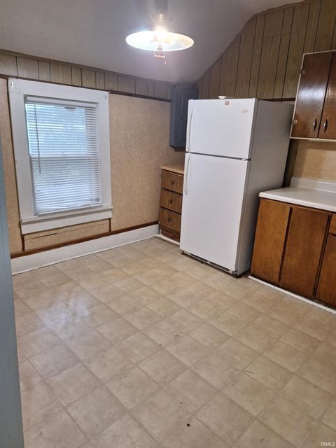 Tiny photo for 59 W Riverside Drive #Upper, Peru, IN 46970 (MLS # 202521607)