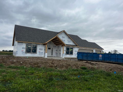 Tiny photo for 502 E Ohio Street, Converse, IN 46919 (MLS # 202639212)