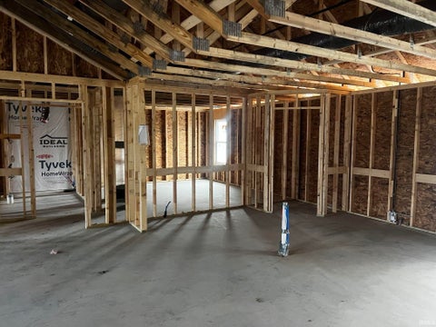 Tiny photo for 502 E Ohio Street, Converse, IN 46919 (MLS # 202639212)