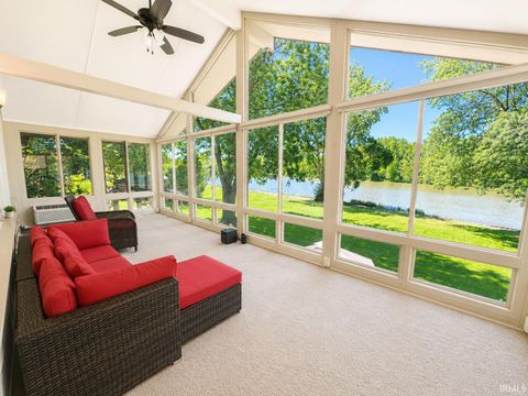 Tiny photo for 10 Green Hills Court, Greentown, IN 46936 (MLS # 202625576)